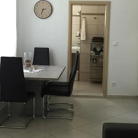 Apartment Ana