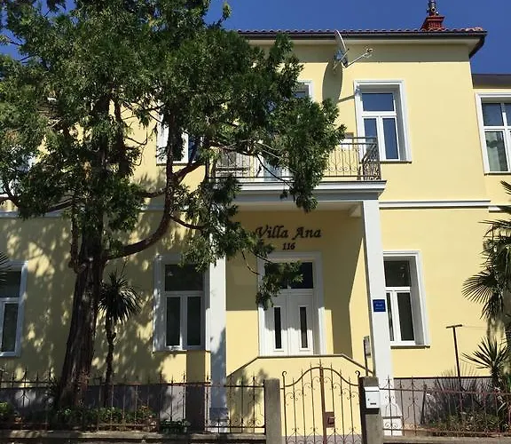 Apartment Ana *