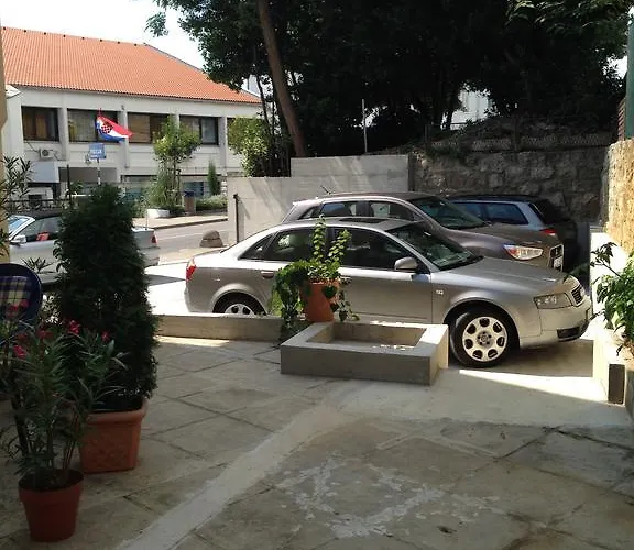 Ana * Crikvenica